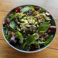 سالاد بیبی اسفناج 