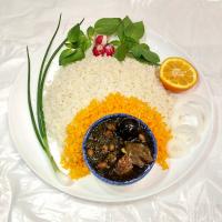 چلو خورشت قرمه سبزی با گوشت گوساله