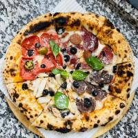 پیتزا چهارفصل ایتالیایی ناپولیتن