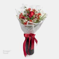 دسته گل آلستر سه شاخه و رز قرمز