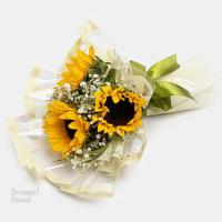 دسته گل آفتابگردان و عروس 2