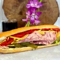 ساندویچ ژامبون گوشت سرد