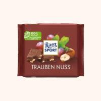 شکلات ریتر اسپرت قهوه ای با طعم کشمش و فندق