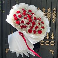 دسته گل رز و عروس بزرگ ۳۰ شاخه