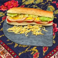 ساندویچ کالباس گیاهی گریل