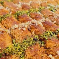 باقلوا لقمه پسته گردو