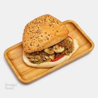 ساندویچ رست بیف ادویه ای