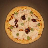 پیتزا پستو بوقلمون(23 سانتی متری)	