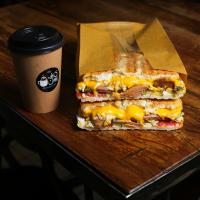 پک مخصوص و قهوه