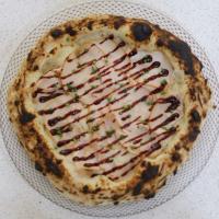 پیتزا بوقلمون تنوری ناپولیتن