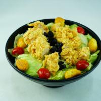 سالاد سزار با مرغ سوخاری