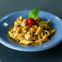 پاستا چیکن آلفردو