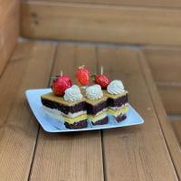 شیرینی تر میوه ای