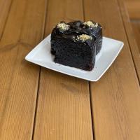 کیک سه گوش شکلاتی خیس