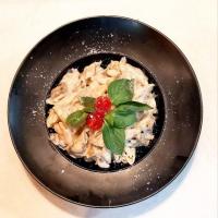 پاستا چیکن آلفردو