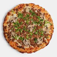 پیتزا گوشت و پیاز آمریکایی