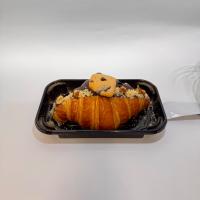 کروسان شکلاتی