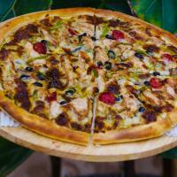 پیتزا چیکن پستو ایتالیایی