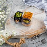 پک حلوا (تارت زعفرانی، برشتوک کره ای، خرما)