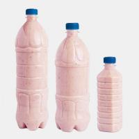 شیر موز توت فرنگی