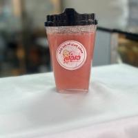 آب توت فرنگی