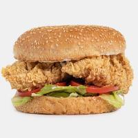 ساندویچ فیله سوخاری با سس سیر