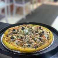 پیتزا مرغ و قارچ