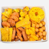 زولبیا بامیه گوشفیل بامیه هندی باقلوا و خرمایی وزن یکیلو گرم