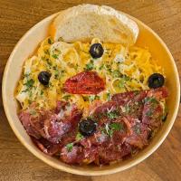 پاستا آلفردو اصل ایتالیایی نرمال