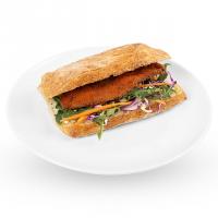 ساندویچ چاپاتا شنیسل مرغ با سس بوفالو (تند)