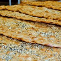 نان سنگک ریگی با سبوس و کنجد