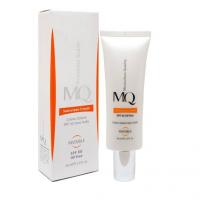 کرم ضد آفتاب بی رنگ ام کیو مدل invisible مناسب پوست های چرب