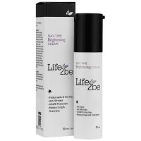 کرم روشن کننده مناسب روز لایف توبی