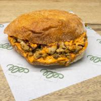 ساندویچ مرغ و پاپریکا