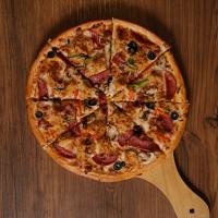 پیتزا اسپیشیال آمریکایی