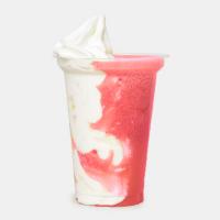 آب توت فرنگی بستنی