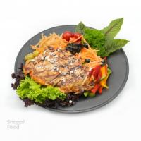 سالاد مرغ گریل