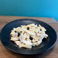 پاستا آلفردو با مرغ گریل و سس دست ساز