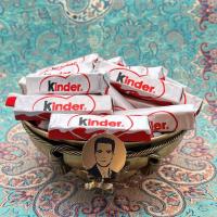 شکلات کیندر