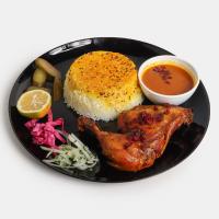 زرشک پلو با ران مرغ سرخ شده معمولی