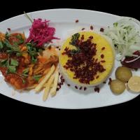 زرشک پلو با ران مرغ سس پز