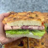 فوکاچیا ژامبون 