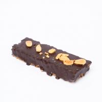 انرژی بار بادام زمینی