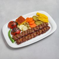 خوراک کباب کوبیده دو سیخ