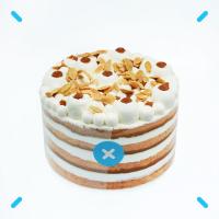 کیک پرک بادام و کارامل بزرگ