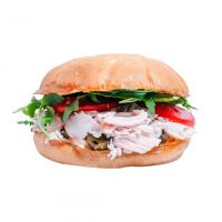 ساندویچ سینه بوقلمون سرد وچیا روتوندا