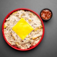 سیب زمینی سرخ کرده با سس قارچ پنیر