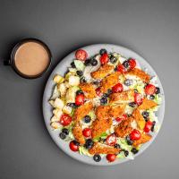 سزار با مرغ سوخاری