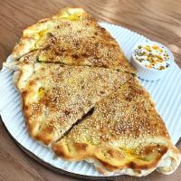 پیتزا کالزونه چیکن استراگانف