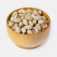 پسته احمد آقایی خام